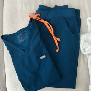 FIGS | Caterina + Zamora Scrubs Set